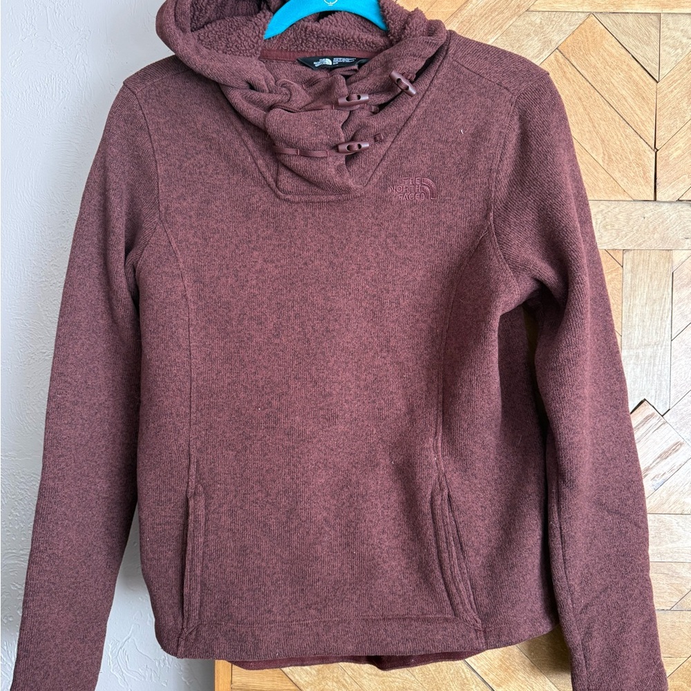 The North Face Women's Hoodie - Maroon